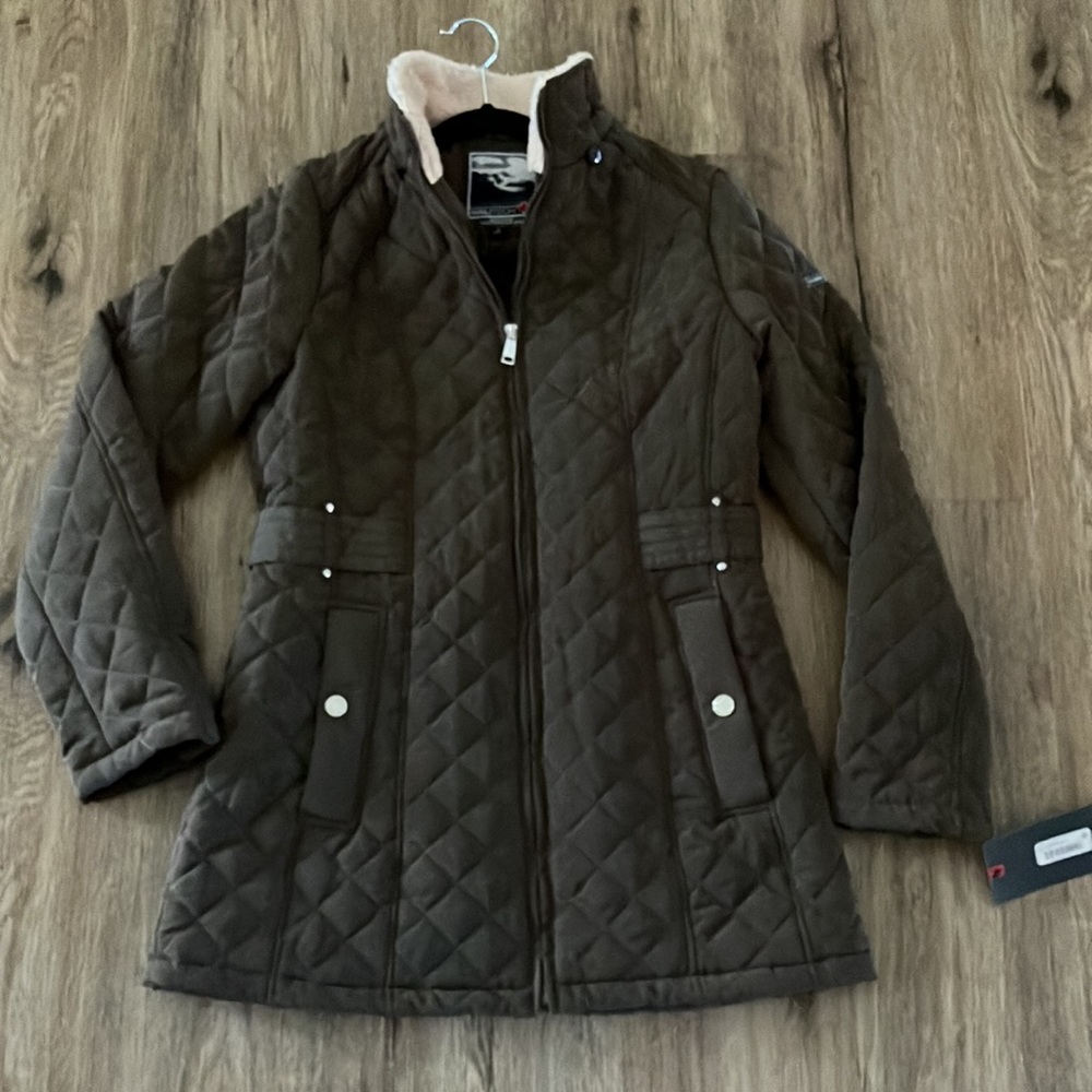 HALITECH Women's Performance Quilted Jacket with Removeable Hood.  Size Small.